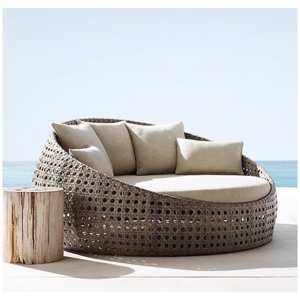 Outdoor rattan bed - Image 2